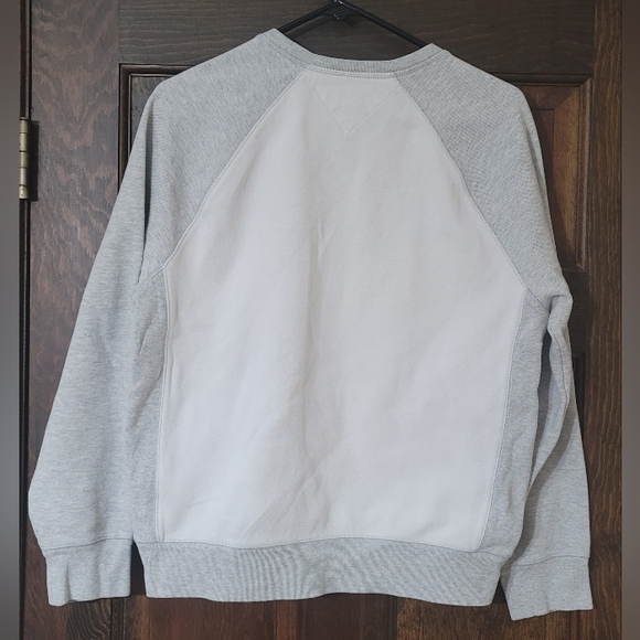Tommy Hilfiger Mens Pullover Sweatshirt Light Grey White Crew Neck Heavy Cotton - Picture 3 of 11